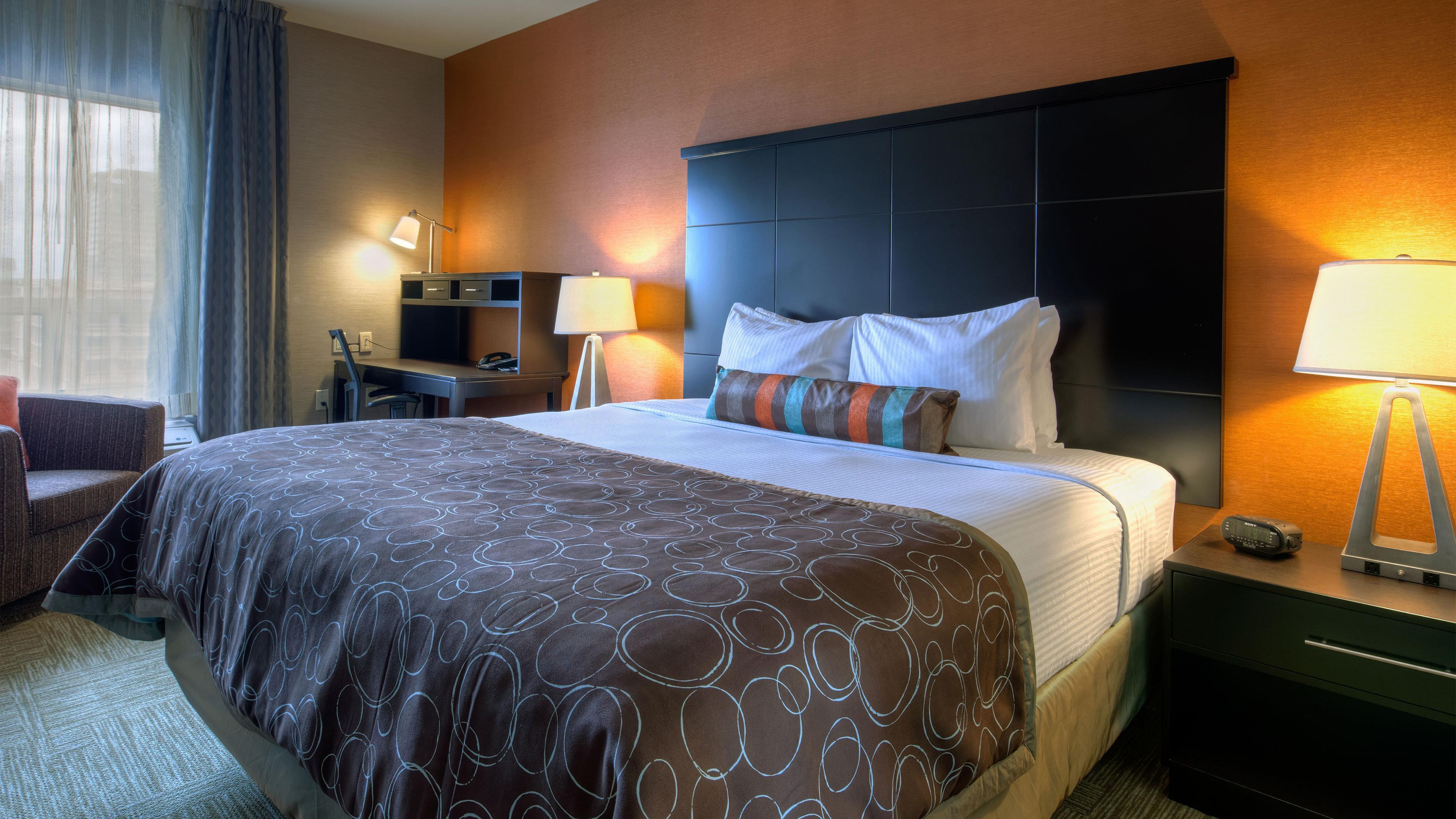 Staybridge Suites Hamilton - Downtown, An Ihg Hotel Buitenkant foto