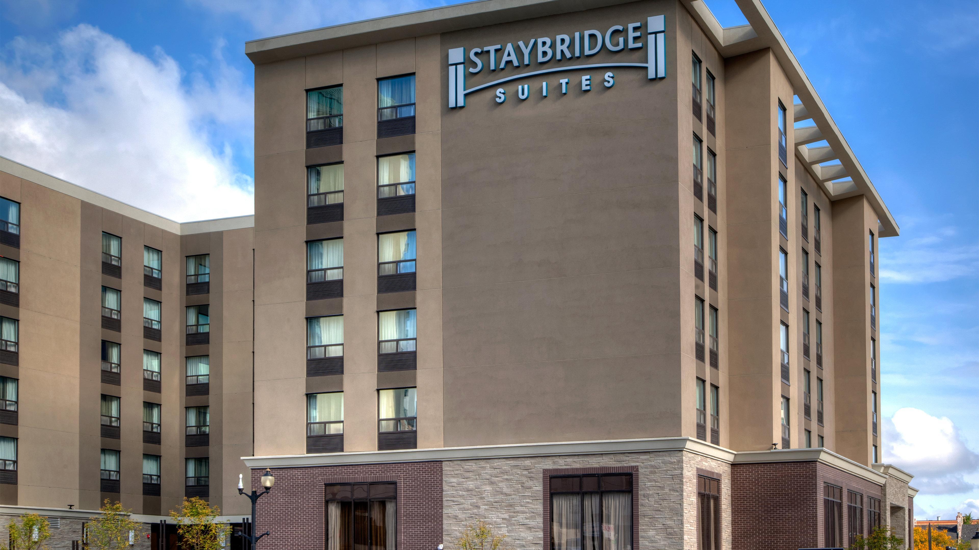 Staybridge Suites Hamilton - Downtown, An Ihg Hotel Buitenkant foto