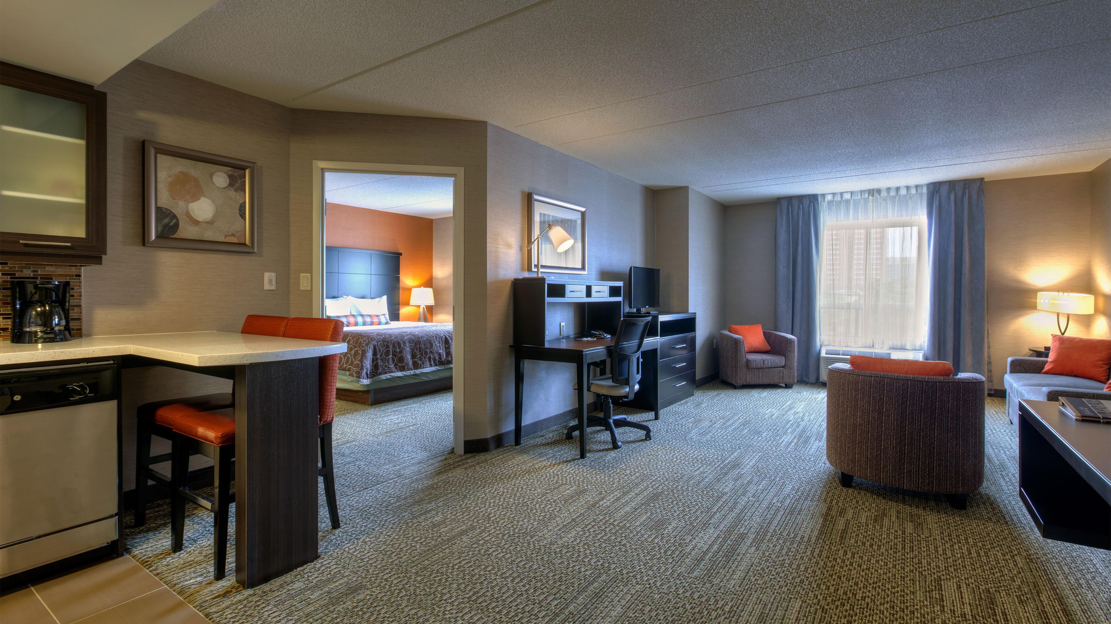 Staybridge Suites Hamilton - Downtown, An Ihg Hotel Buitenkant foto