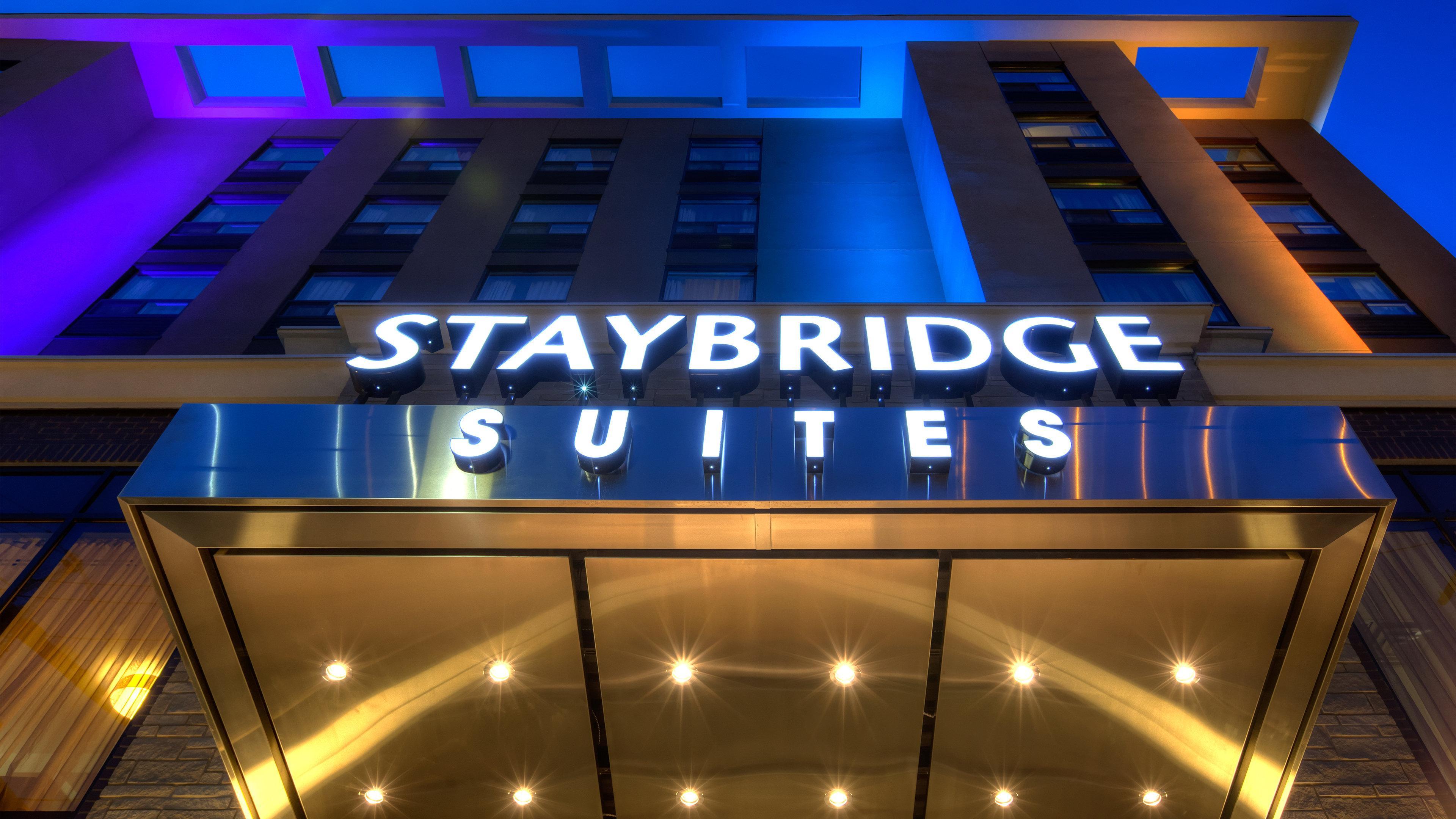 Staybridge Suites Hamilton - Downtown, An Ihg Hotel Buitenkant foto